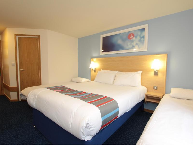 Travelodge Manchester Birch M62 Eastbound Heywood Экстерьер фото