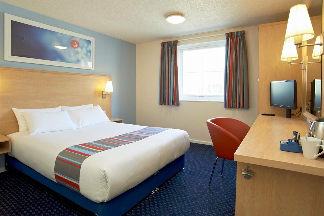 Travelodge Manchester Birch M62 Eastbound Heywood Экстерьер фото